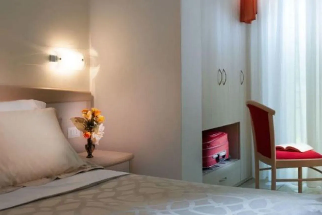 ***  רימיני Hotel Ada איטליה