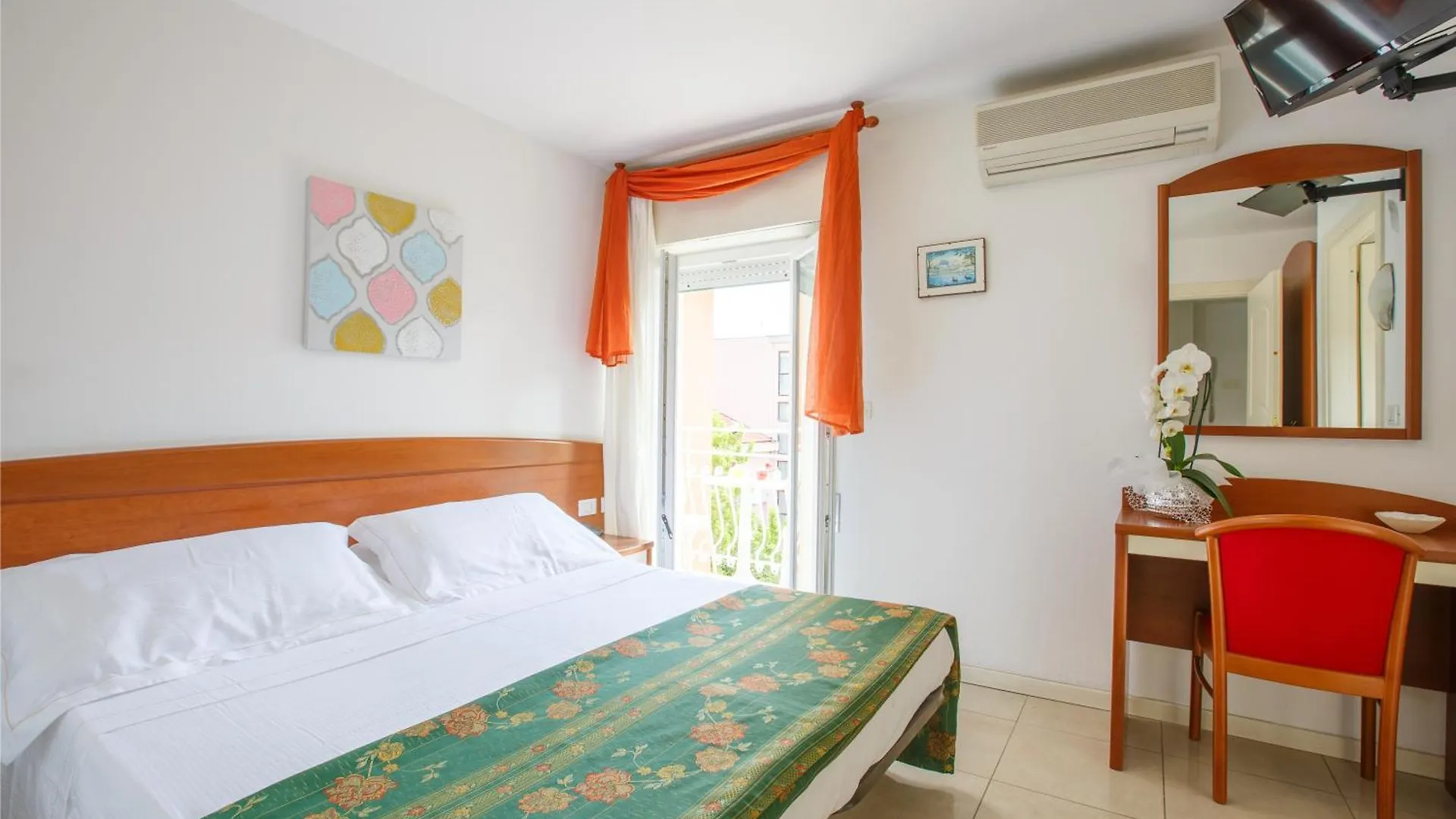 רימיני Hotel Ada