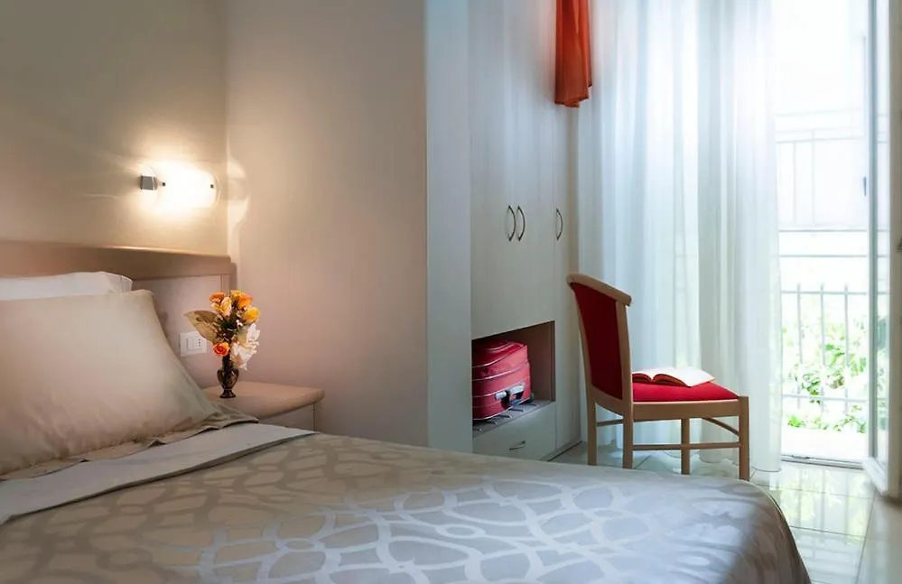 רימיני Hotel Ada 3*,  איטליה