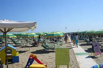 רימיני Hotel Ada